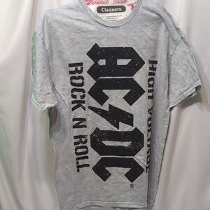 AC/DC Gray Cotton High Voltage Graphic Tee Size Medium NWOT